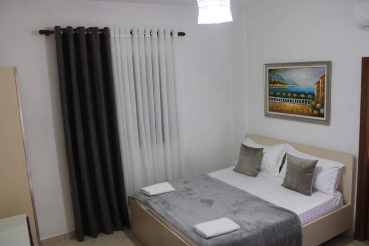 Deni'S Family Apartment In New Blvd Tirana Exterior foto