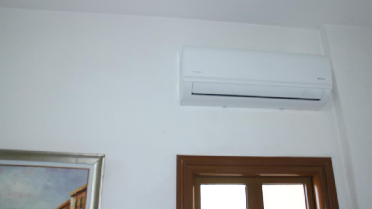 Deni'S Family Apartment In New Blvd Tirana Exterior foto